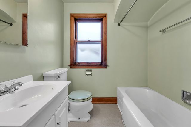 3517 S 52nd Court, Cicero, IL 60804