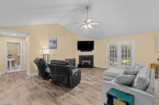 5919 Evelyn Lane, Pleasant Garden, NC 27313