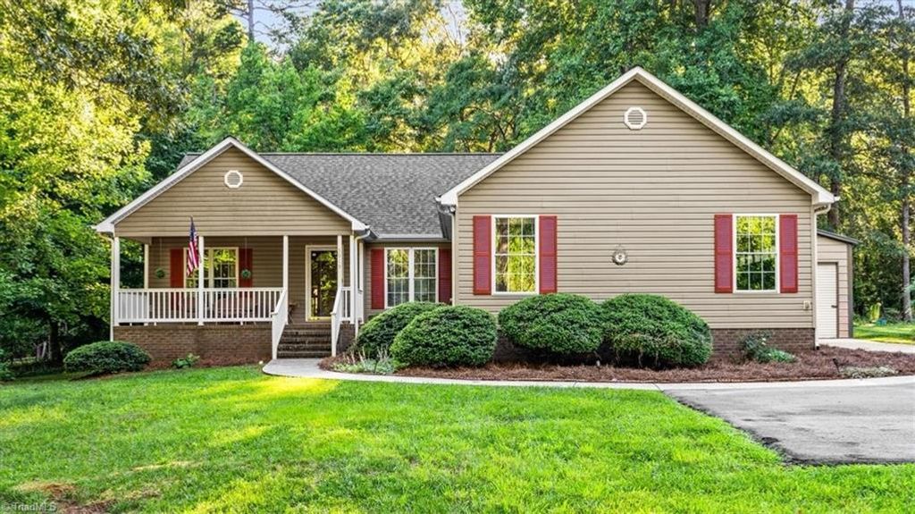 5919 Evelyn Lane, Pleasant Garden, NC 27313