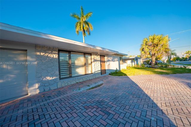 1221 W Camino Real 1221 1221, Boca Raton, FL 33486