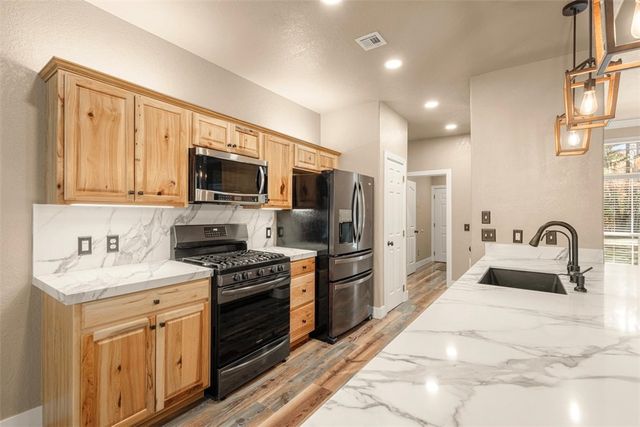 5 Helmsley Lane, Bella Vista, AR 72715