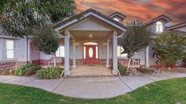 770 Merriam Rd, Hickman, CA 95323