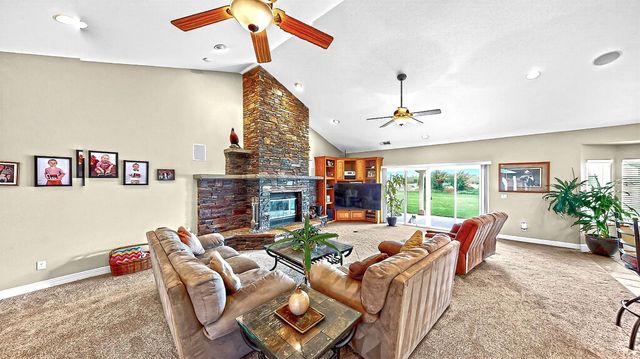 770 Merriam Rd, Hickman, CA 95323