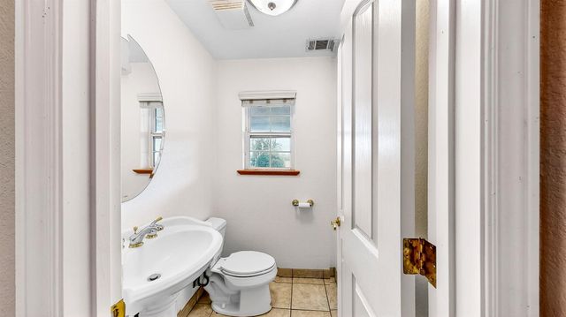 770 Merriam Rd, Hickman, CA 95323