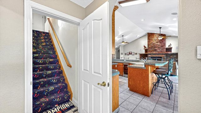 770 Merriam Rd, Hickman, CA 95323