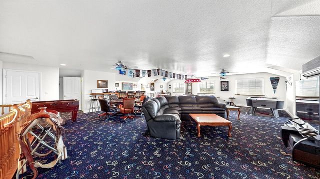 770 Merriam Rd, Hickman, CA 95323