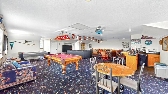 770 Merriam Rd, Hickman, CA 95323