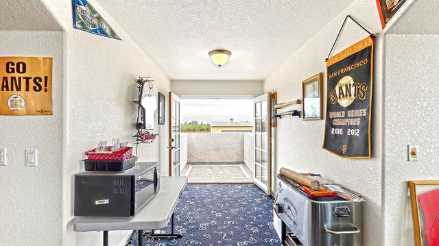 770 Merriam Rd, Hickman, CA 95323