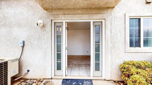 770 Merriam Rd, Hickman, CA 95323