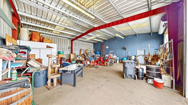 770 Merriam Rd, Hickman, CA 95323