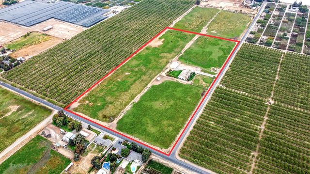 770 Merriam Rd, Hickman, CA 95323