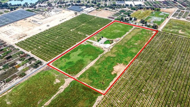 770 Merriam Rd, Hickman, CA 95323