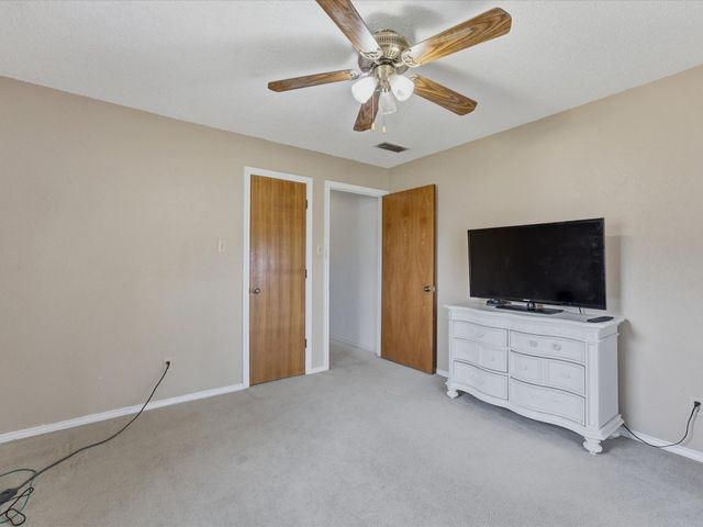 2801 Meadow Creek, Bedford, TX 76021