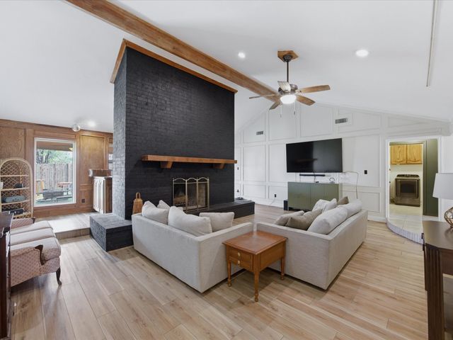 2801 Meadow Creek, Bedford, TX 76021