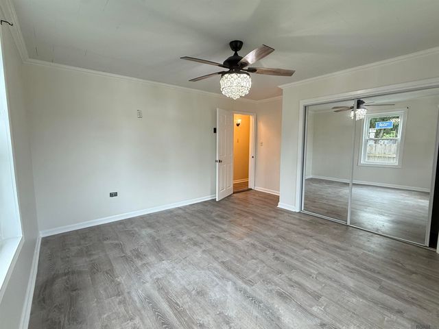 1004 Martin Luther Dr, Donaldsonville, LA 70346