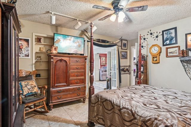 10856 Legg Drive, Kemp, TX 75143