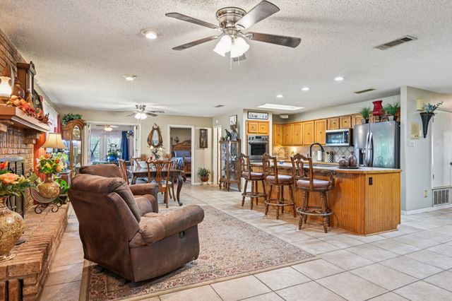 10856 Legg Drive, Kemp, TX 75143