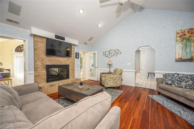 1248 Saint Brides RD W, Chesapeake, VA 23322
