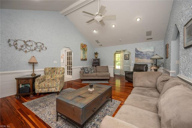 1248 Saint Brides RD W, Chesapeake, VA 23322