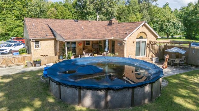 1248 Saint Brides RD W, Chesapeake, VA 23322