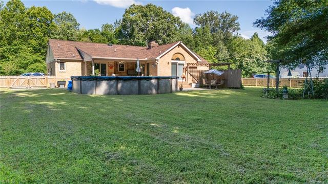 1248 Saint Brides RD W, Chesapeake, VA 23322