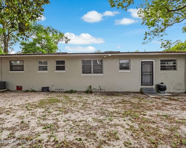 3241 CARIBBEAN Drive, Jacksonville, FL 32277