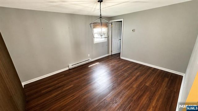 70 Hahn Avenue, Rochelle Park, NJ 07662