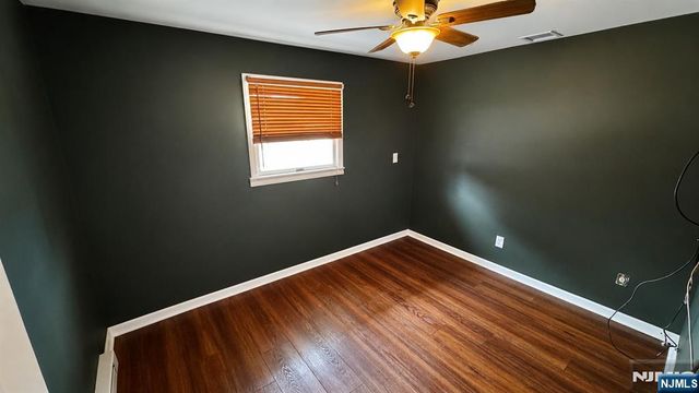 70 Hahn Avenue, Rochelle Park, NJ 07662