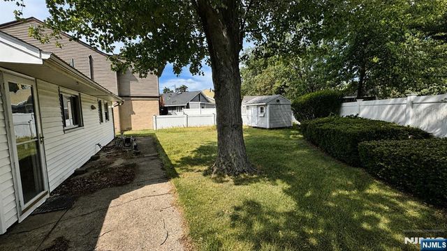 70 Hahn Avenue, Rochelle Park, NJ 07662