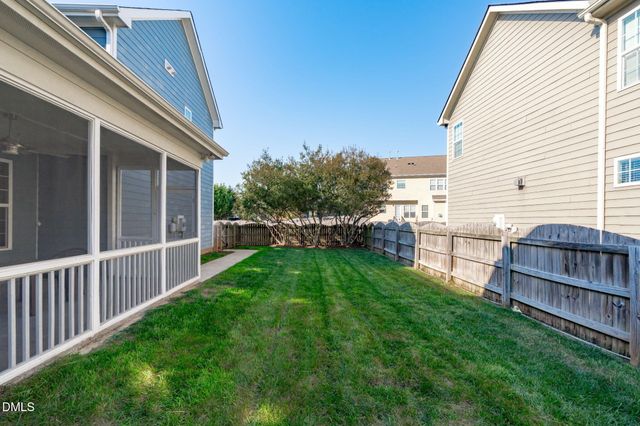 1432 Palace Garden Way, Raleigh, NC 27603