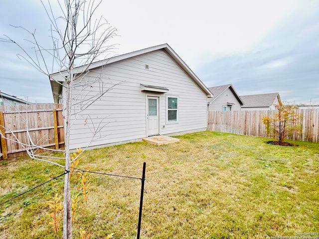 1435 RIOJAS RD, San Antonio, TX 78224