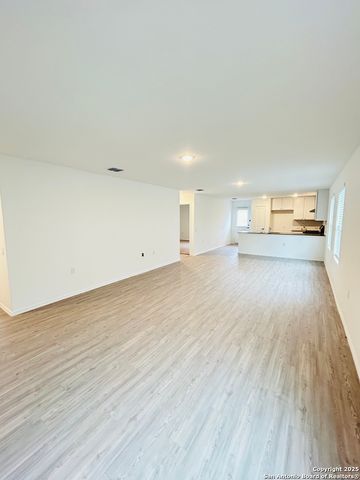 1435 RIOJAS RD, San Antonio, TX 78224