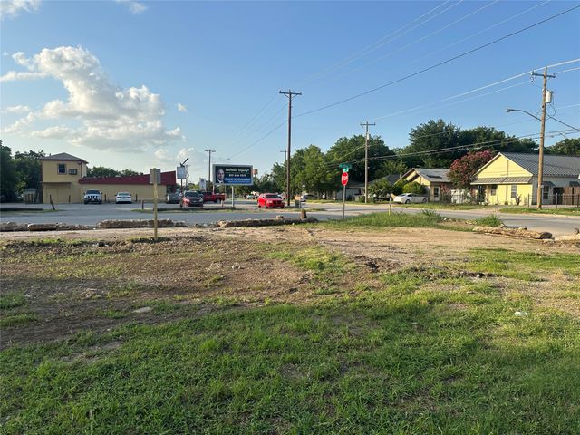 3209 Deen Road, Fort Worth, TX 76106