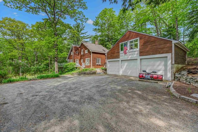 34 Sunrise Circle, Plymouth, NH 03264