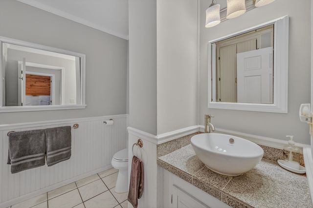 34 Sunrise Circle, Plymouth, NH 03264
