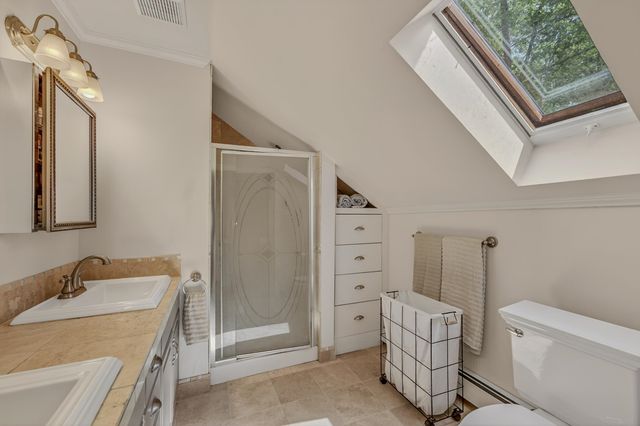 34 Sunrise Circle, Plymouth, NH 03264