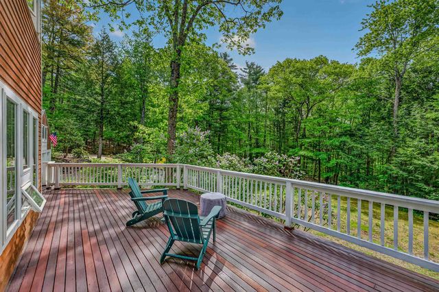 34 Sunrise Circle, Plymouth, NH 03264