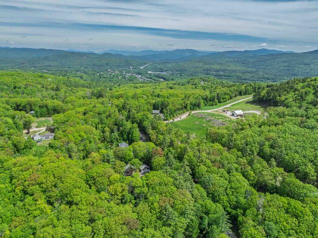34 Sunrise Circle, Plymouth, NH 03264
