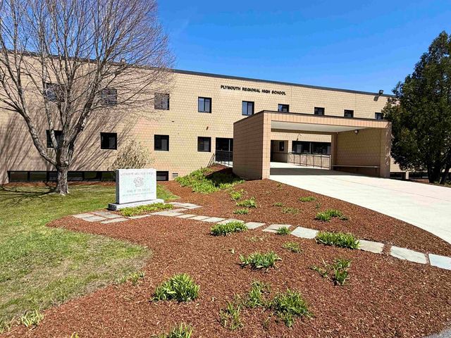 34 Sunrise Circle, Plymouth, NH 03264