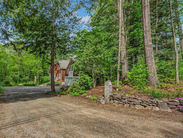 34 Sunrise Circle, Plymouth, NH 03264