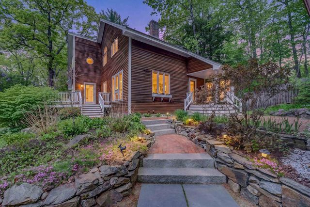 34 Sunrise Circle, Plymouth, NH 03264