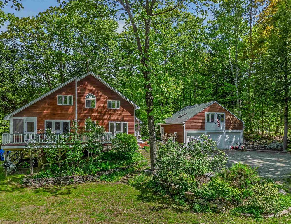 34 Sunrise Circle, Plymouth, NH 03264