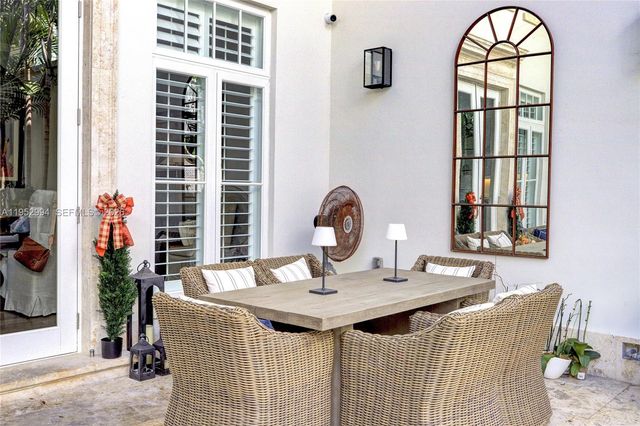 641 Almeria Ave, Coral Gables, FL 33134