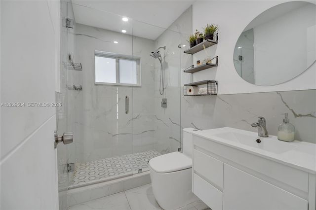 6404 Meade Street, Hollywood, FL 33024
