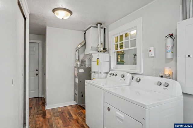 461 SW Court St, Dallas, OR 97338