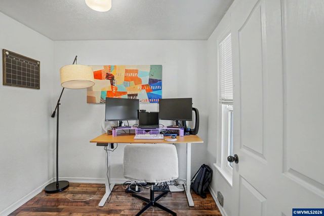 461 SW Court St, Dallas, OR 97338