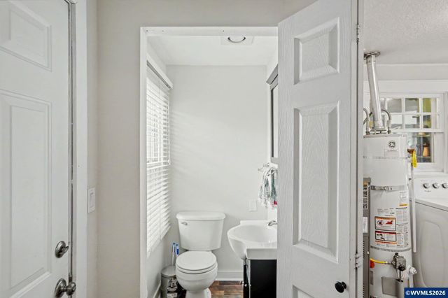 461 SW Court St, Dallas, OR 97338