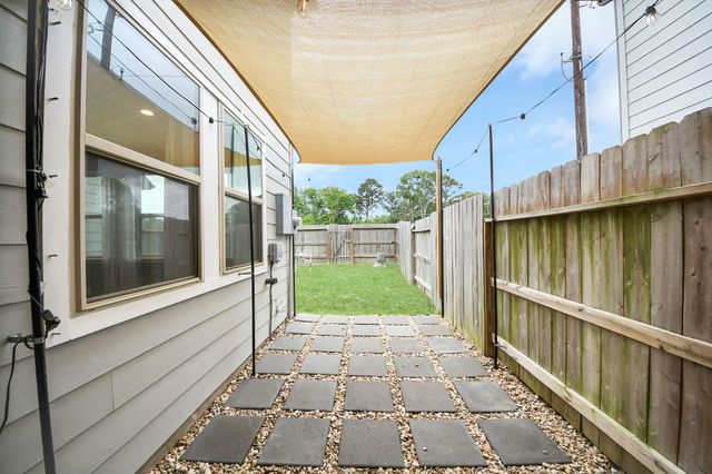 7321 Hinsdale Drive, Pasadena, TX 77505