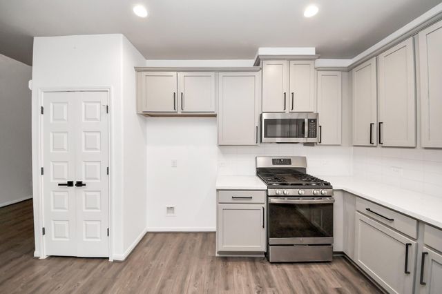 7321 Hinsdale Drive, Pasadena, TX 77505