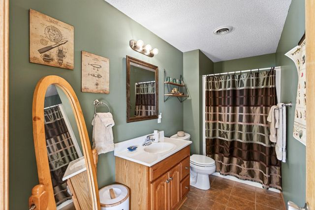 11683 10th Street NE, Hanover, MN 55341
